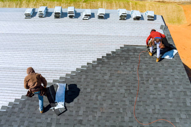 Best Commercial Roofing Services  in Thompsonville, CT