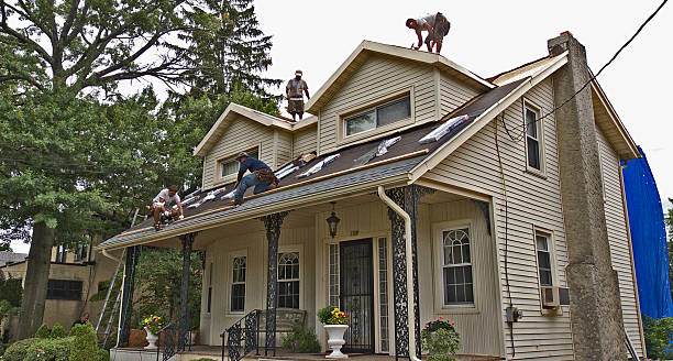 Quick and Trustworthy Emergency Roof Repair Services in Thompsonville, CT
